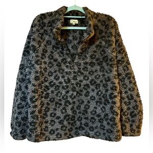 Dittos Black and Gray Fuzzy Sweater